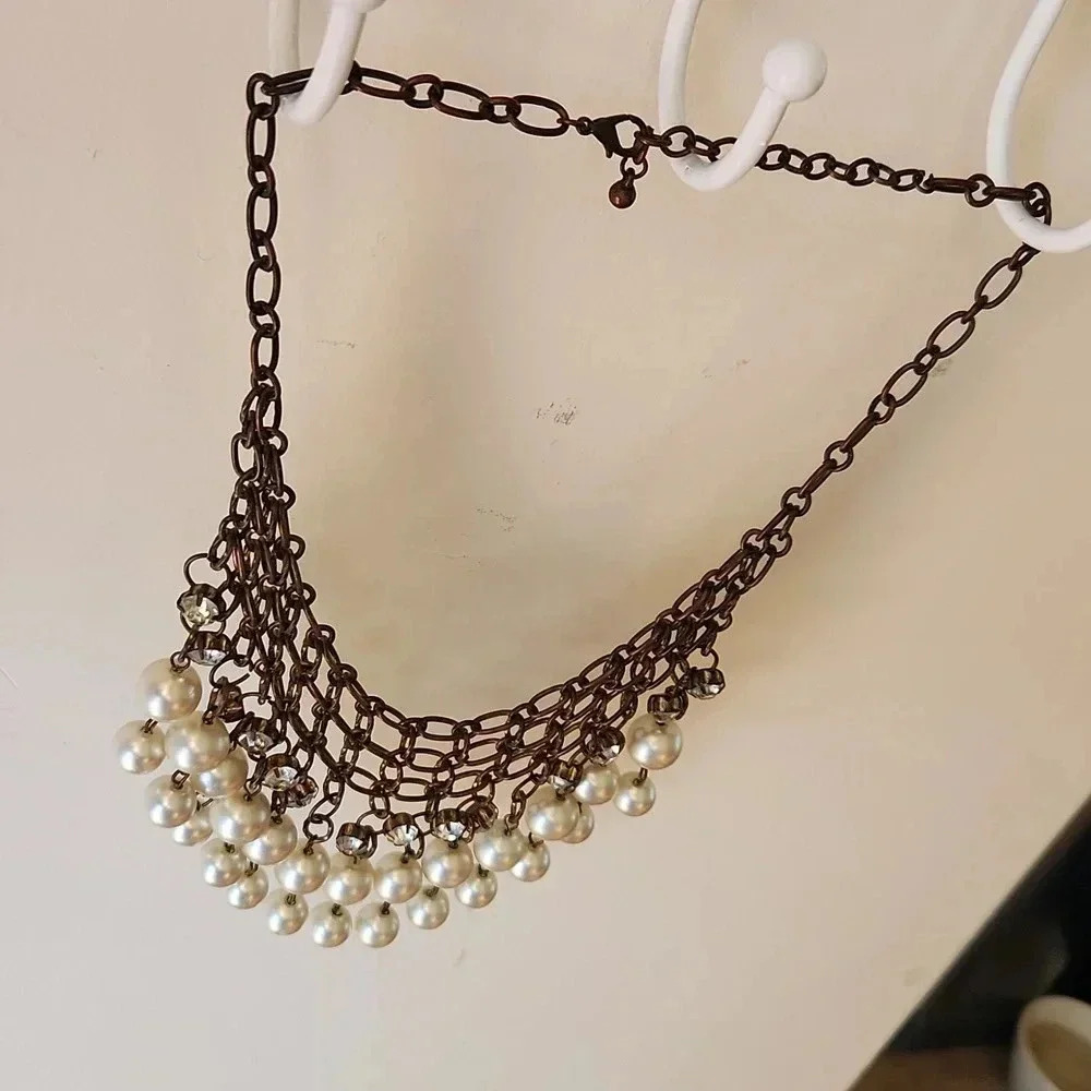 Bib Faux Pearl Rhinestone Chain Necklace 20" - Picture 3 of 11